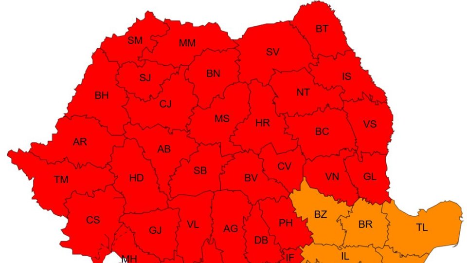 Codul roşu de caniculă se extinde în aproape toată ţara