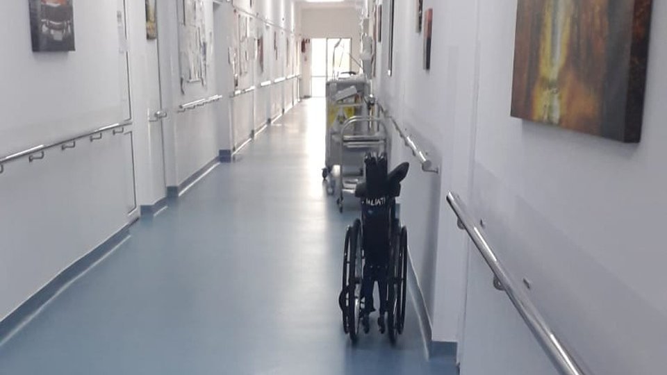 Situație tot mai critică în spitalele brașovene din cauza deficitului de personal