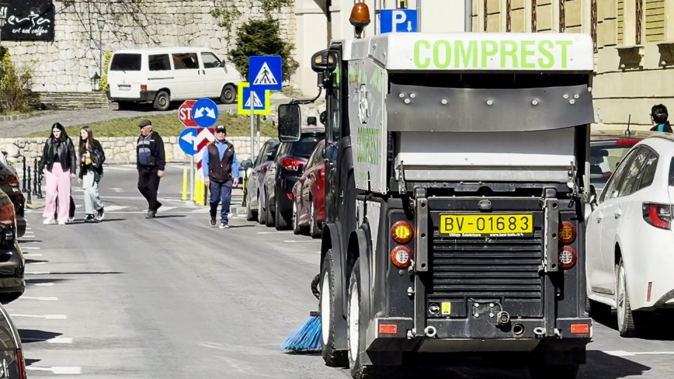 A început curățenia de primăvară în municipiul Brașov | VIDEO