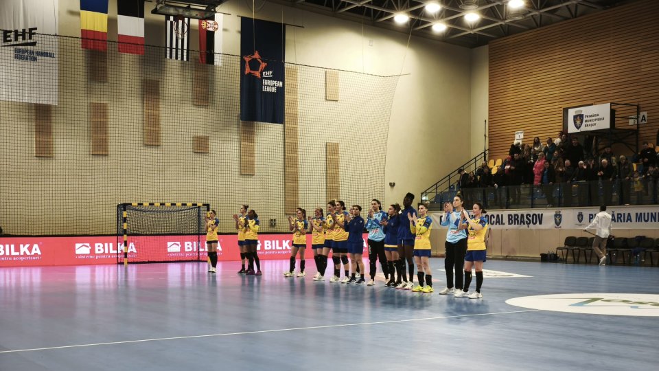 VIDEO Handbal feminin / Corona Brașov a debutat cu un eșec în EHF European League
