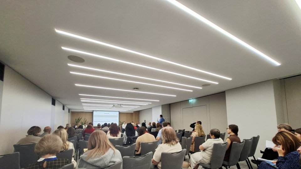 Brașovul, gazda psihologilor din toată țara, într-un dialog științific despre era digitală