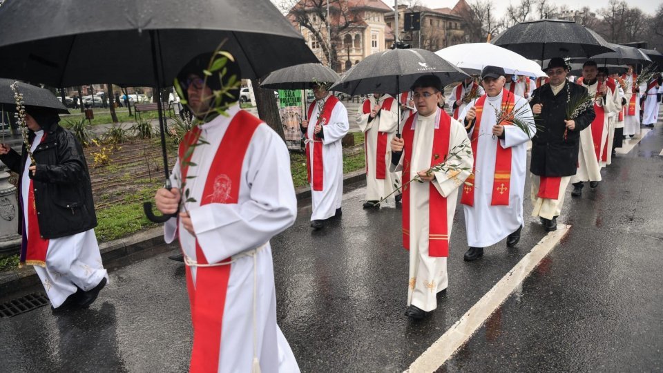 A început Săptămâna Mare pentru creştinii catolici şi protestanţi