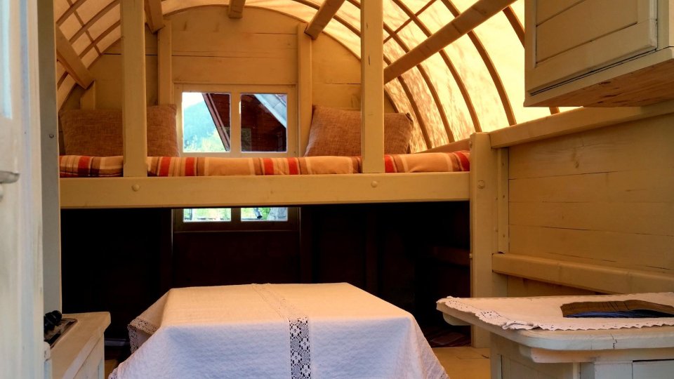 Turiştii care vin la munte se pot bucura de un sejur inedit