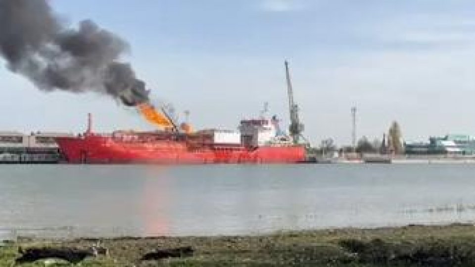 TULCEA: 300 de oameni vor fi evacuaţi din Ceatalchioi, după ce au părăsit deja casele lor alte 18 persoane din Plauru