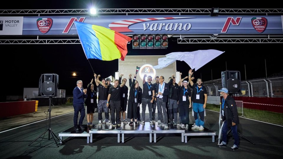 Performanță remarcabilă pentru echipa BlueStreamline a Universității Transilvania