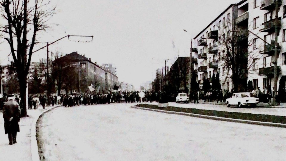 38 de ani de la revolta anticomunistă a muncitorilor din Brașov