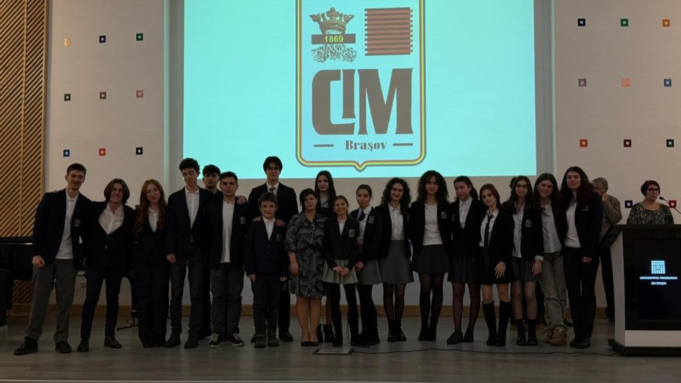 Moment festiv la Colegiul Național „Dr. Ioan Meșotă”