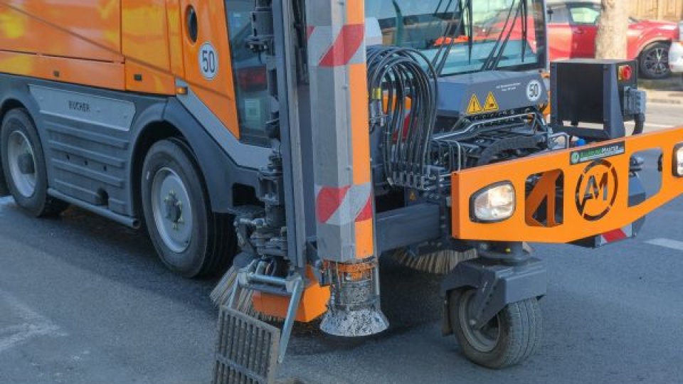 VIDEO Utilaj nou pentru curățarea canalizării din municipiul Brașov