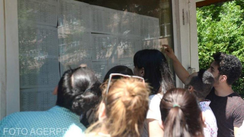 Repartizarea absolvenţilor de clasa a VIII-a la liceu este programată în zilele de 17 şi 18 august, în cea de-a doua etapă