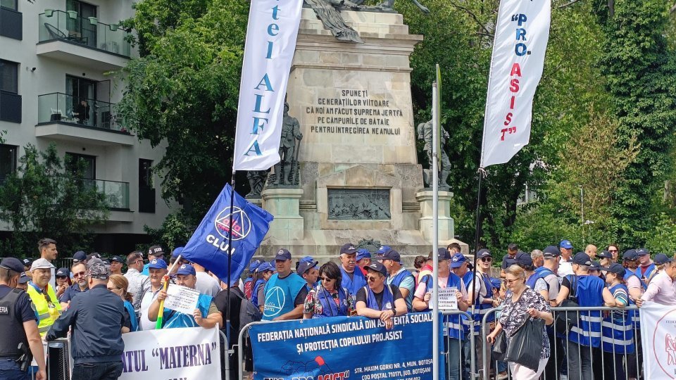 Proteste ale sindicatelor din sănătate și educație