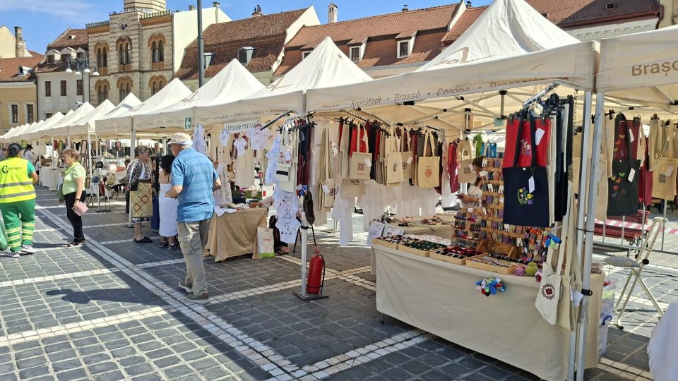 Târg de Sânziene, la Brașov