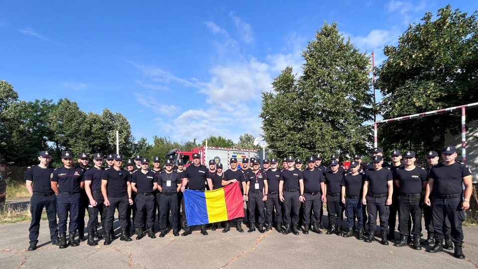 Pompierii români sunt prezenți, cu mijloace tehnice, în Franța, la un program privind incendiile de pădure