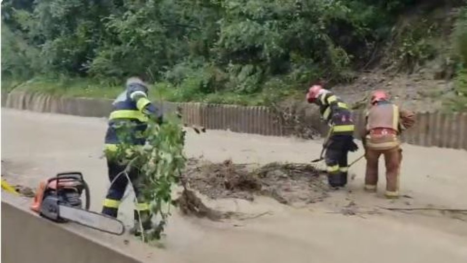 DN1, blocat la Comarnic din cauza inundațiilor