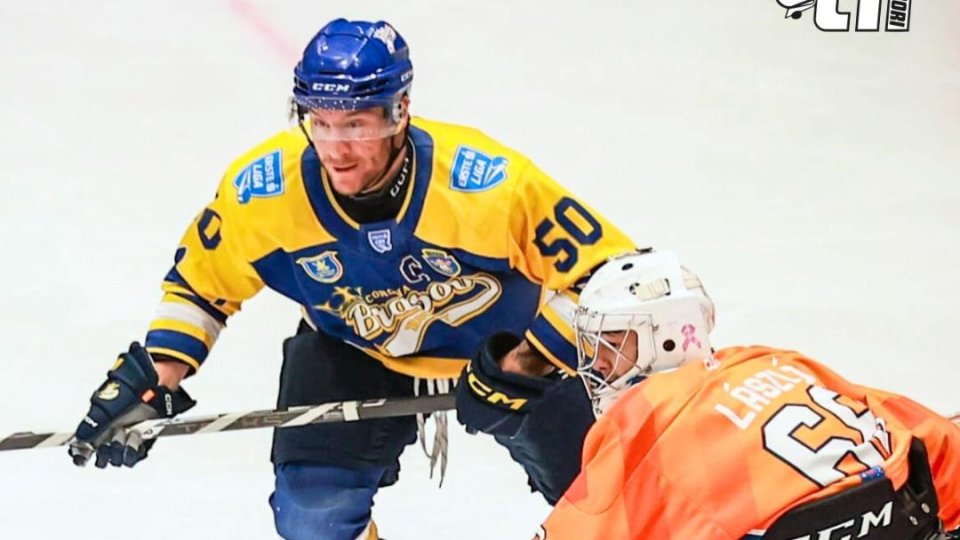 Hochei. Corona Brașov, victorie clară cu Fenestela 68