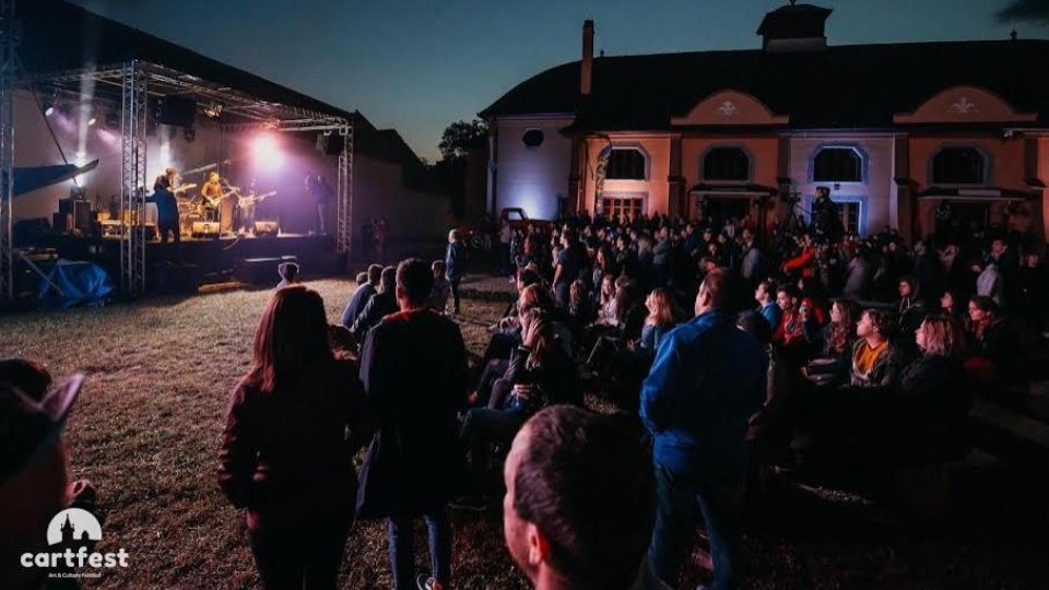 „Cafea cu artă” la Cartfest 2025 în comuna Cristian