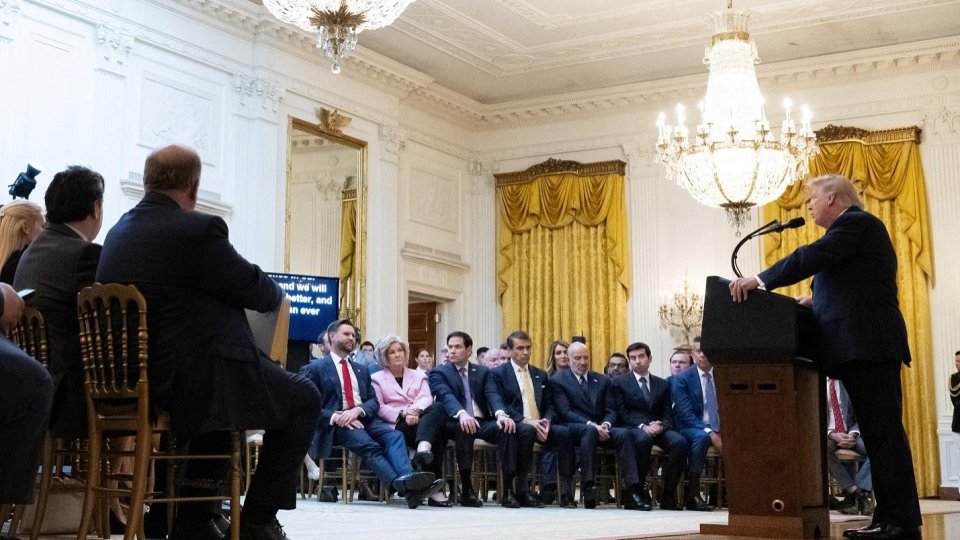 Donald Trump vrea să elimine votul prin corespondenţă