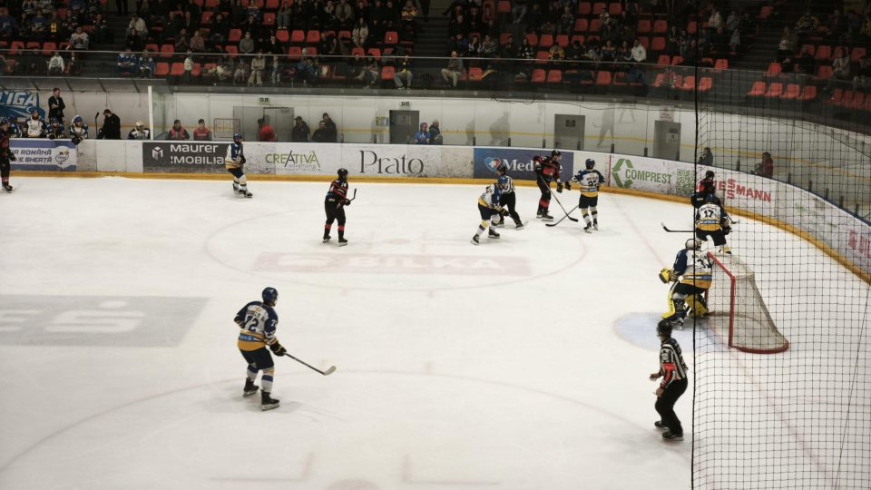 Hochei: Corona vs Steaua în finala Cupei României la hochei pe gheaţă