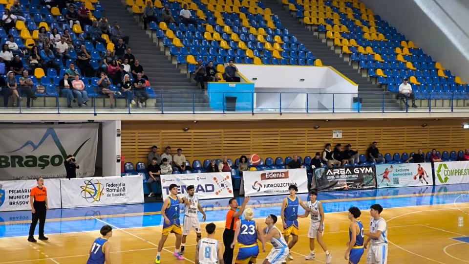 Baschet. Corona Brașov 2, victorie categorică în fața formației CSU Brașov