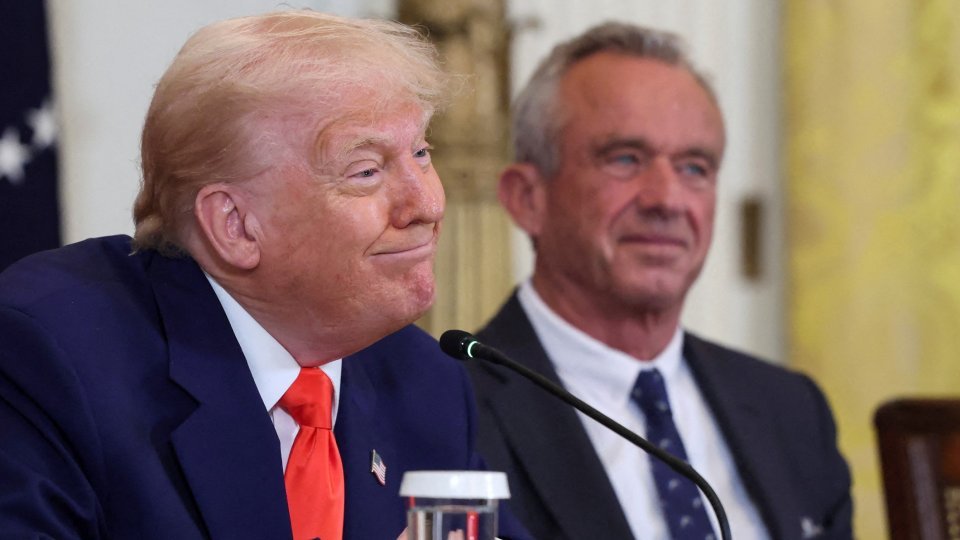 Donald Trump anunță „încetarea completă și totală” a focului între Israel și Iran