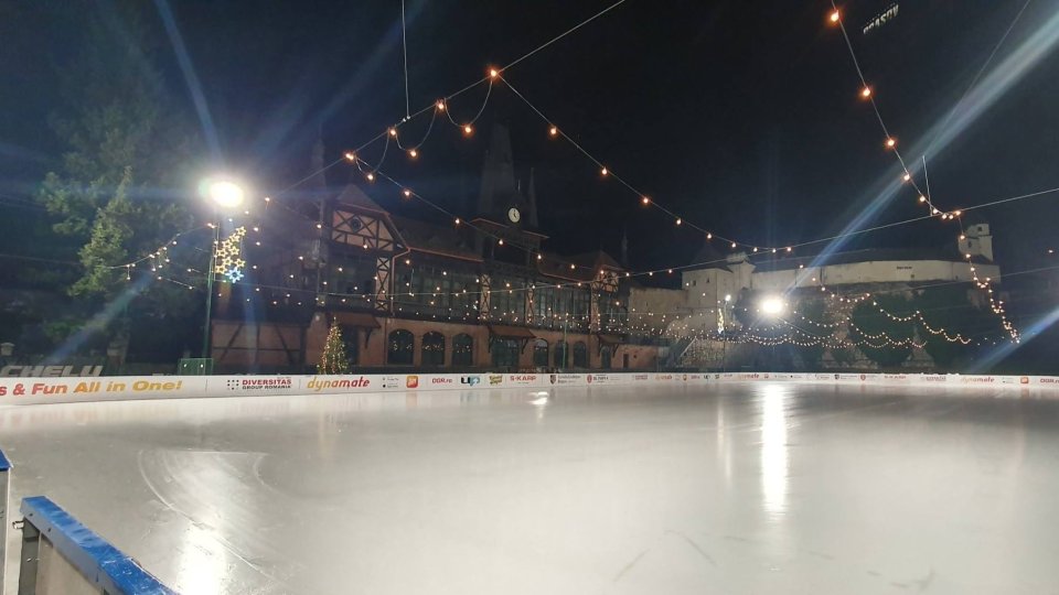 Se deschide patinoarul de la Baza Sportivă Olimpia Brașov