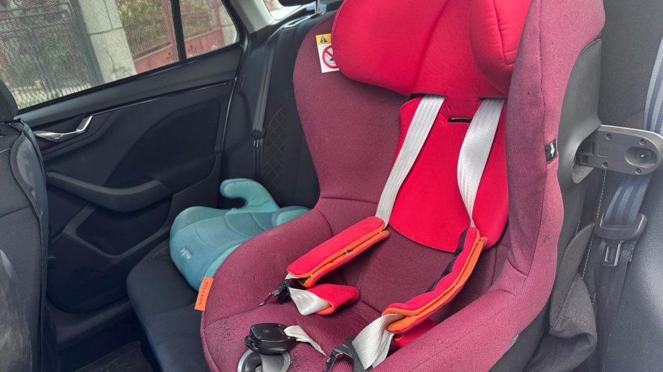 Scaunele auto pentru copii, esenţiale pentru sigurnaţa micuţilor