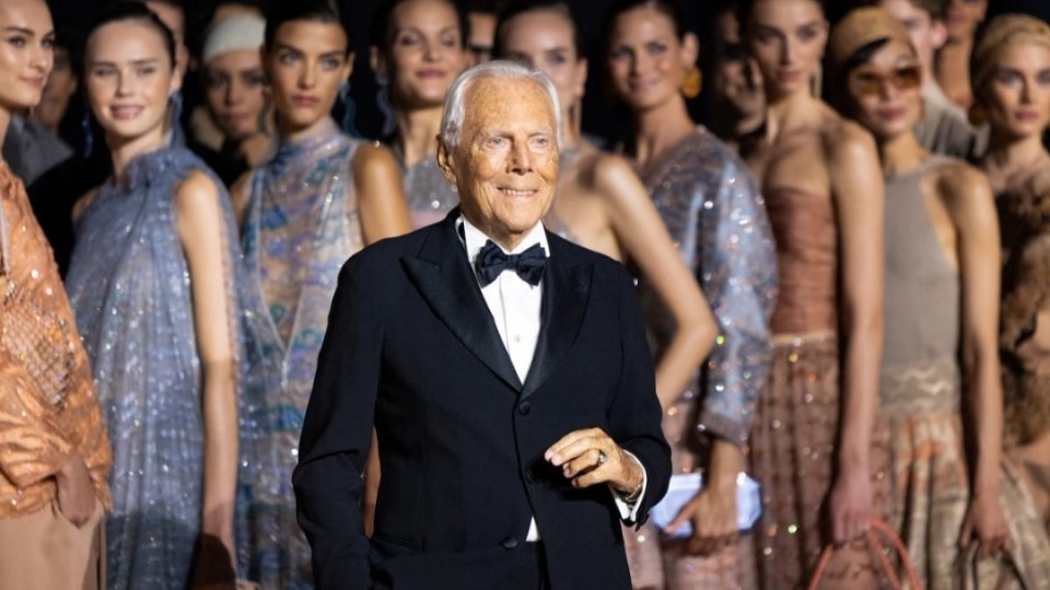 A murit Giorgio Armani