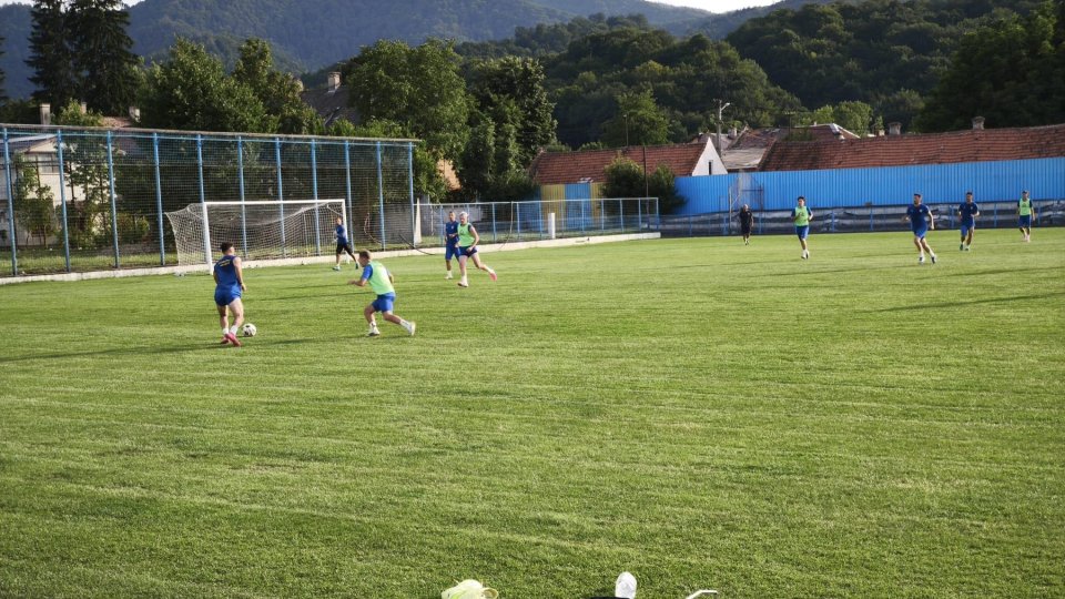 Fotbal. Stadionul Metrom a fost omologat pentru meciurile oficiale din Liga a 3-a
