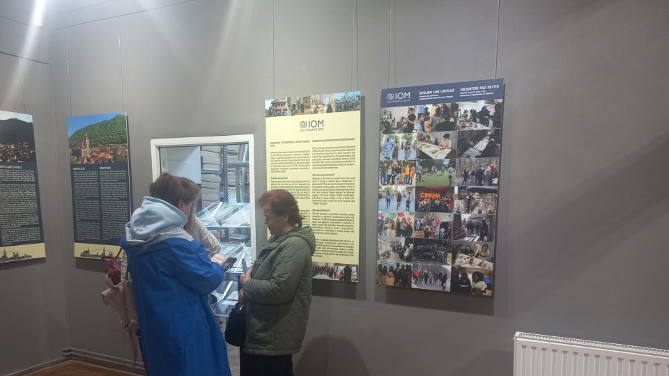 Expoziție a migranților, la Casa Mureșenilor