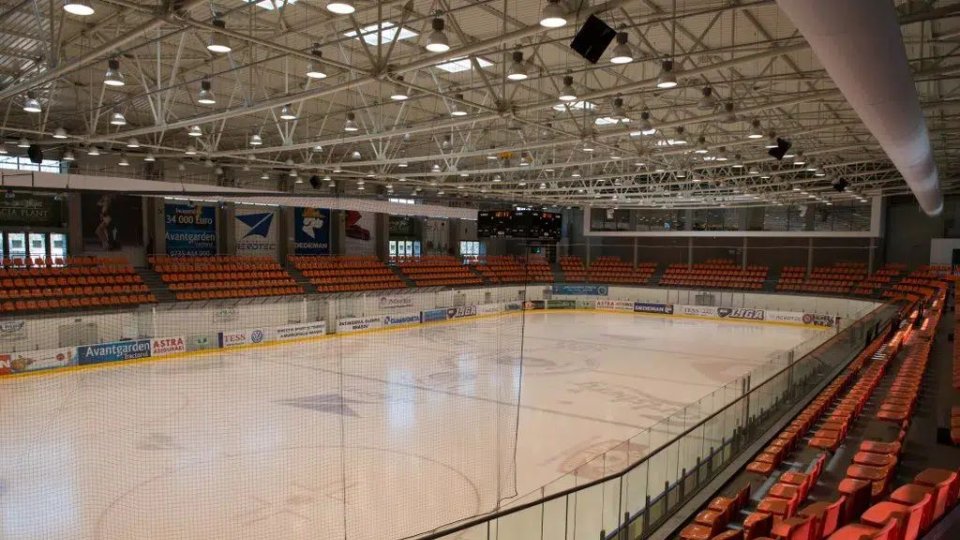 Hochei. Titlul de campioană a României se va decide sub Tâmpa