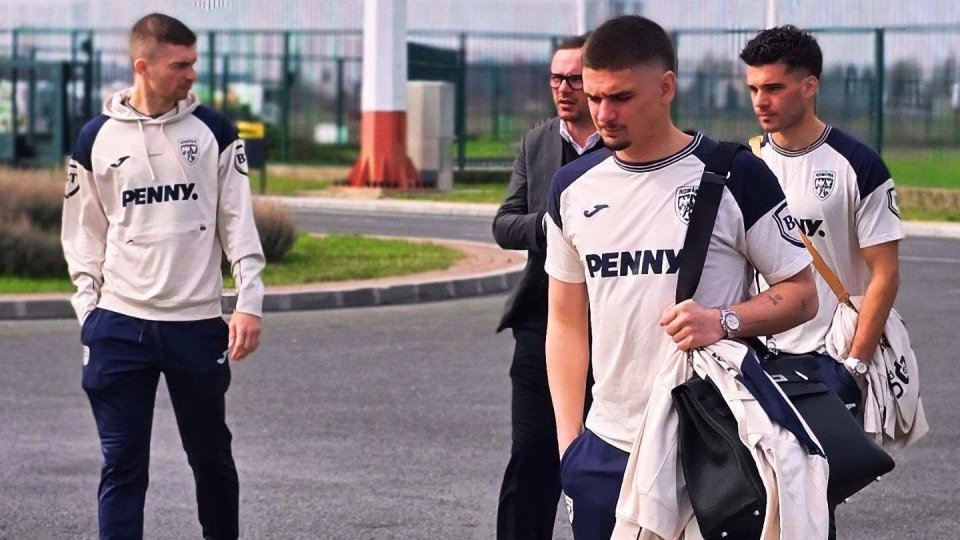 Fotbal. Tricolorii au ajuns la Istanbul