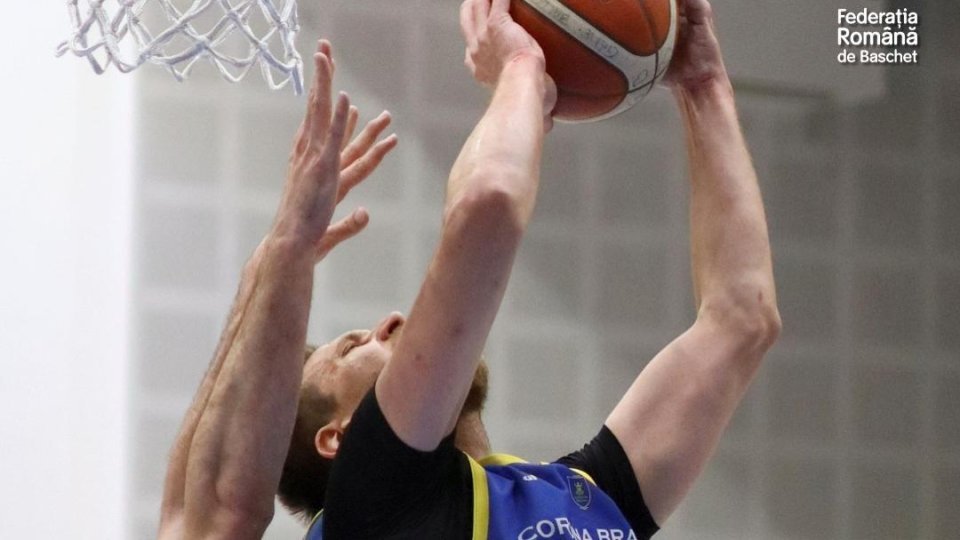 CSM Corona Brașov reduce diferența la 1-2 în seria de play-out cu Steaua Sharks