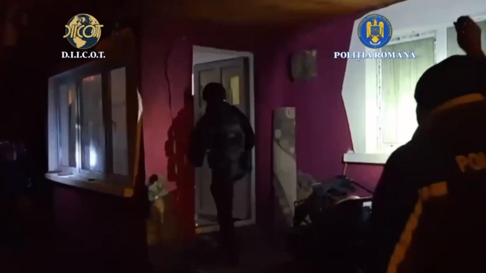 Percheziție la Brașov într-un dosar deschis pentru pornografie infantilă și viol