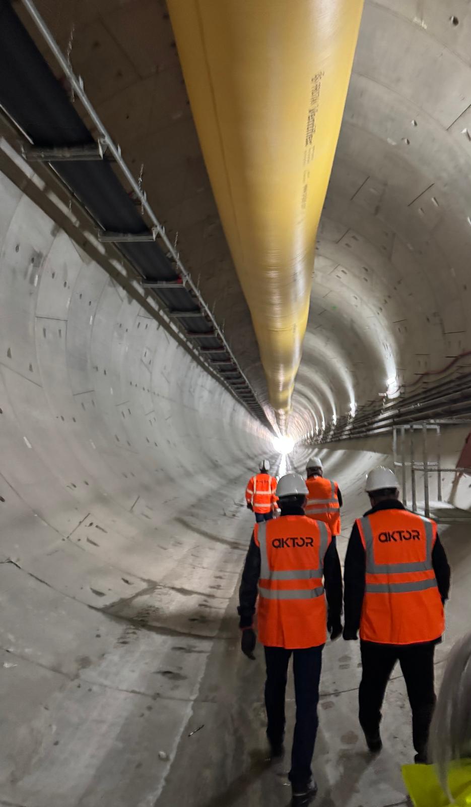 Avansează lucrările pe tronsonul feroviar Apața–Cața /