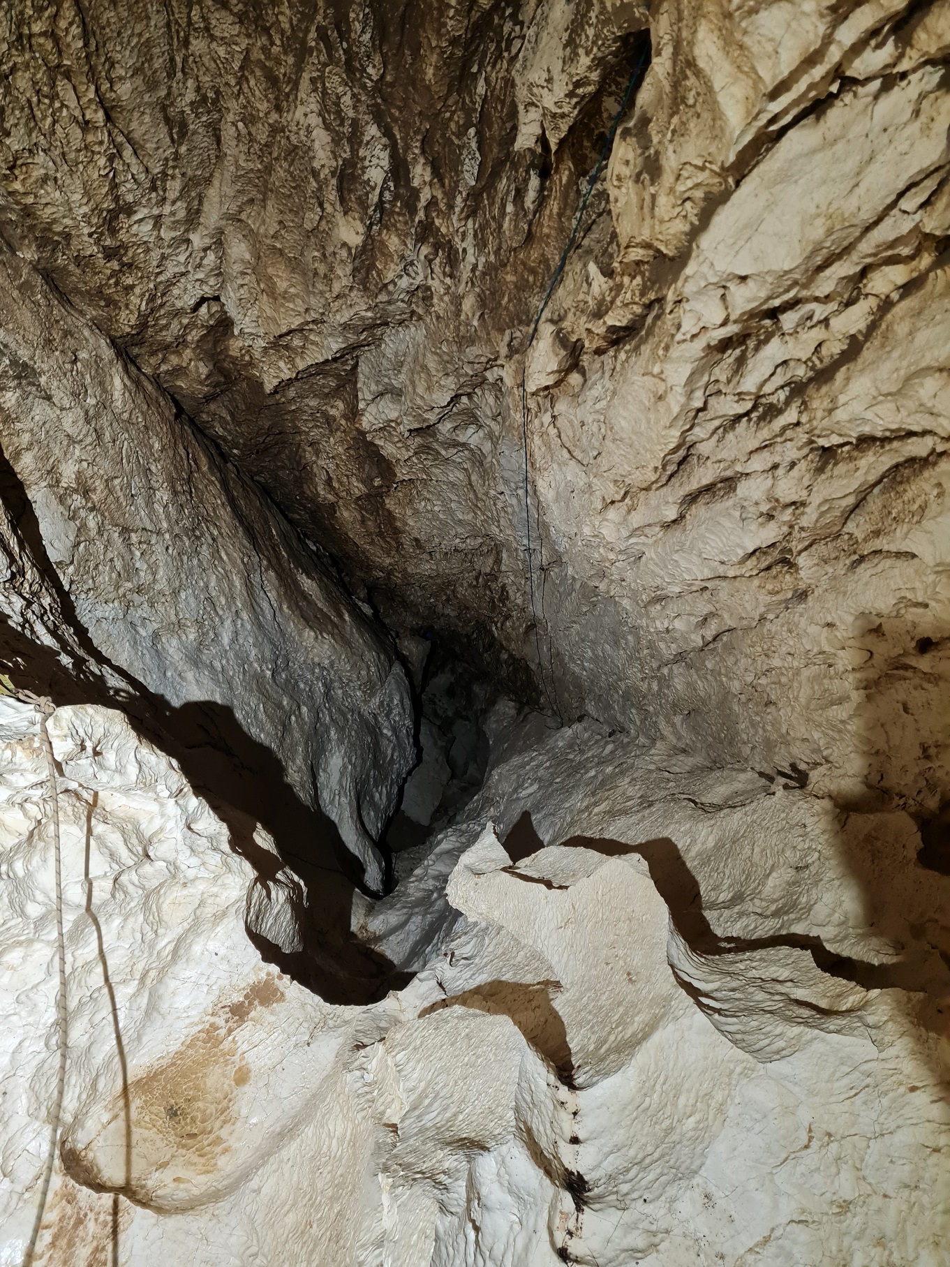 Record național de adâncime /