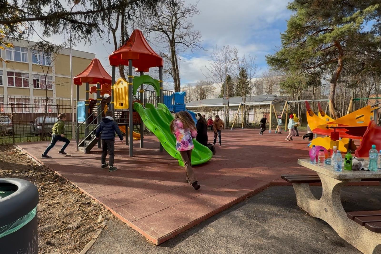 Un nou parc modern pentru locuitorii din Cartierul Astra /