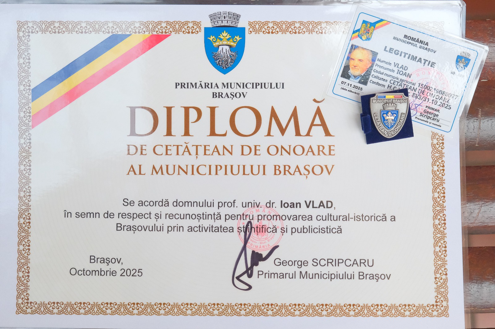 Istoricul Ioan Vlad a primit diploma de Cetățean de Onoare /