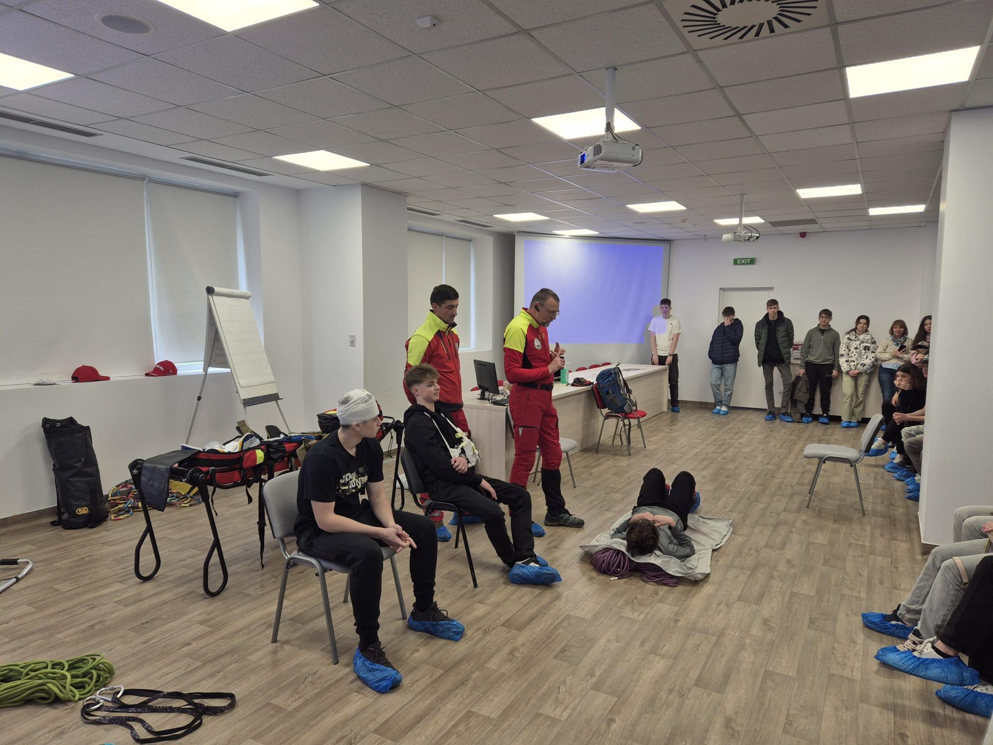 FOTO: Serviciul Public Județean Salvamont – Salvaspeo Brașov
