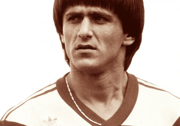 Marius Lăcătuș /
