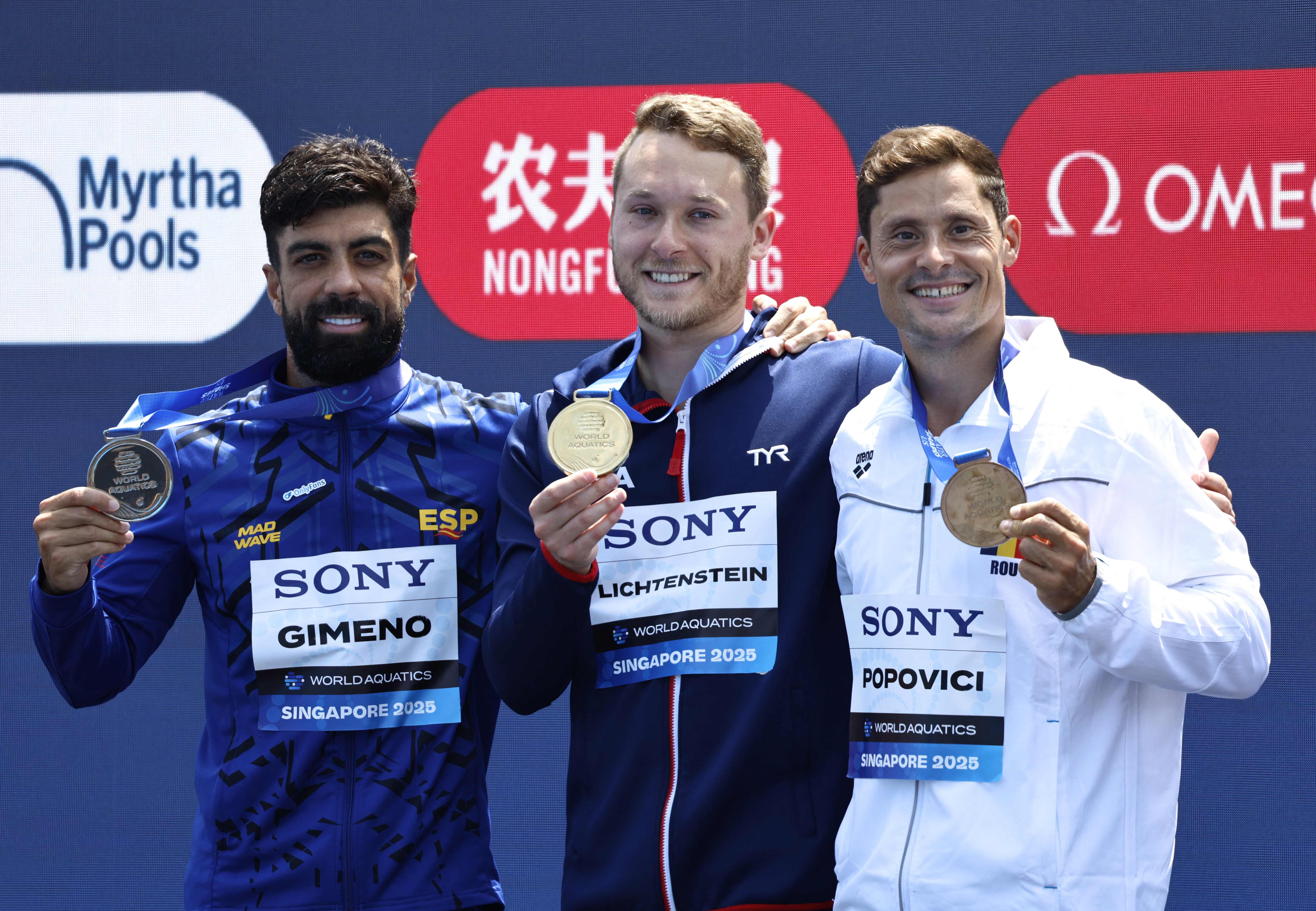 Bronz la campionatele mondiale de nataţie medalie Popovici