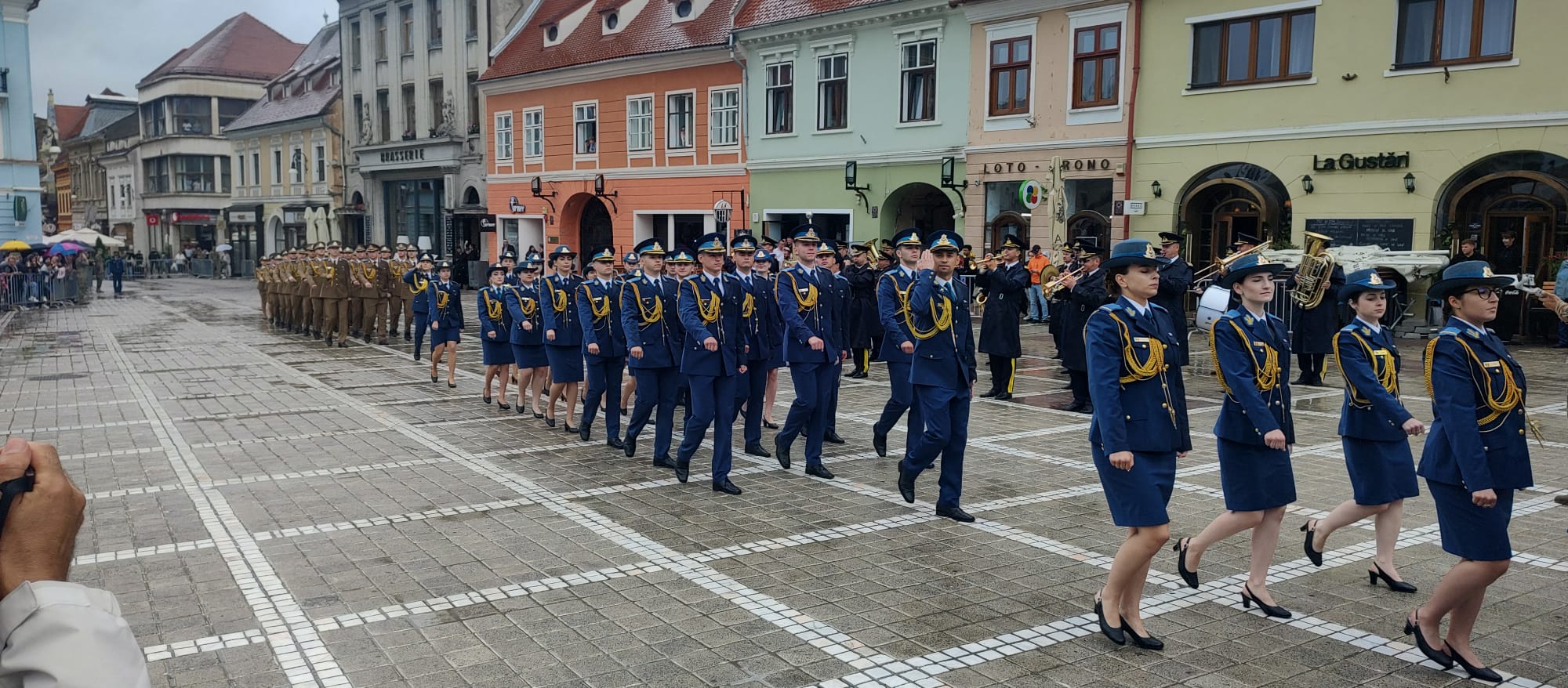 Absolvenții Academiei Forțelor Aeriene "Henri Coandă" /