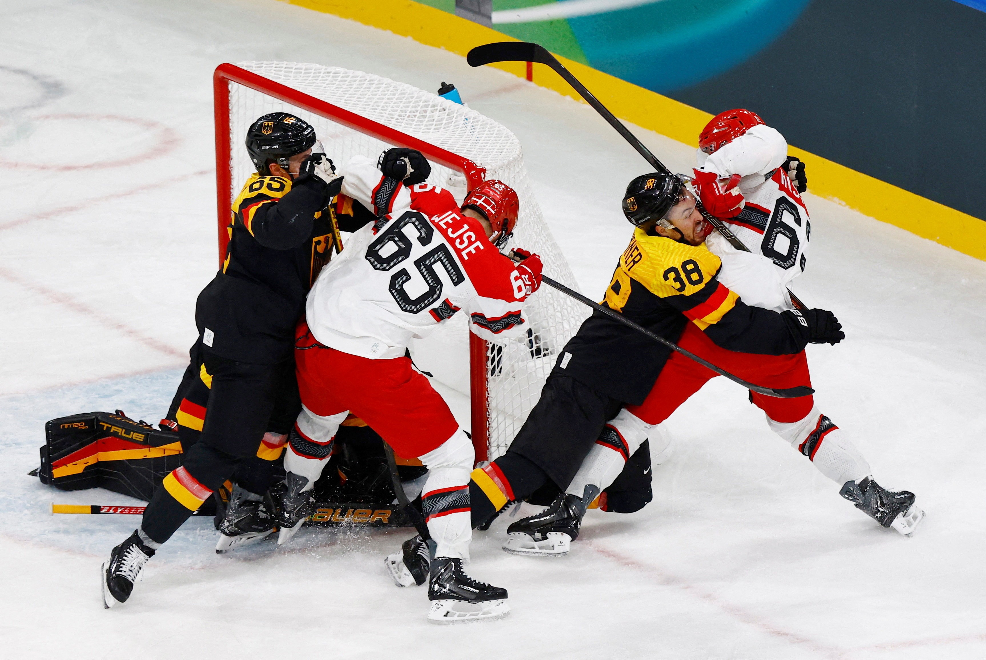 Hochei pe gheaţă Jocurile Olimpice