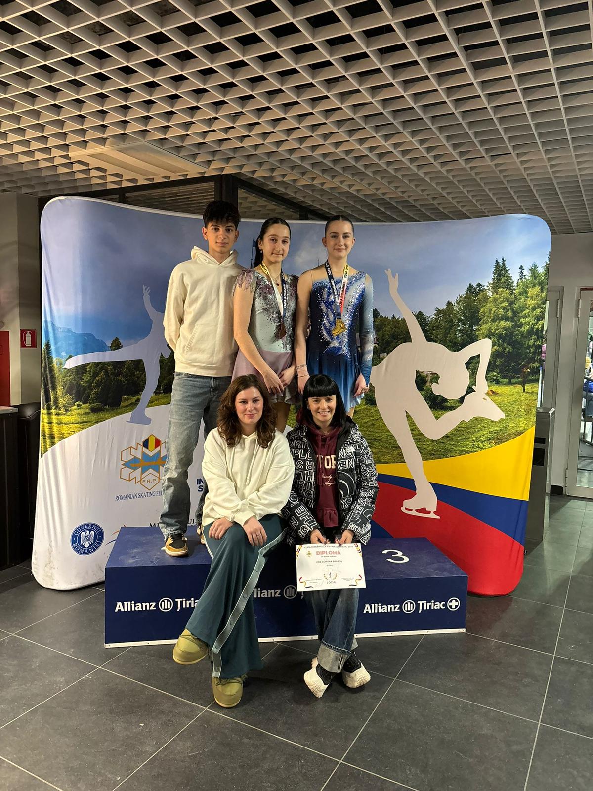 Patinaj artistic. Corona Brașov a câștigat trofeul Cupa României /