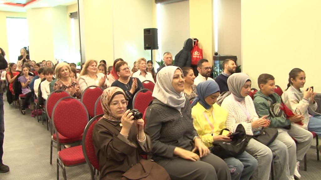 Festival intercultural la Școala Gimnazială Nr. 12 /